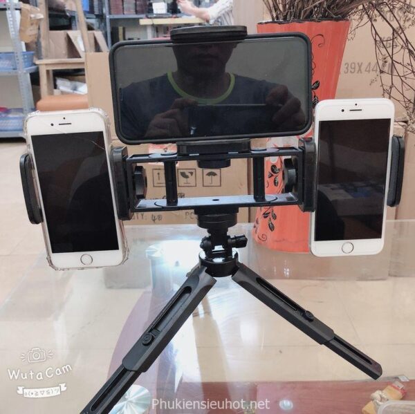 Tripod mini  3 chân, kèm 3 kẹp điện thoại hỗ trợ livestream, chụp hình, quay video