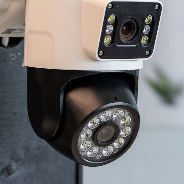 Camera Yoosee QT36 ngoài trời 2 ống kính, có màu ban đêm, 2 khung nhìn,