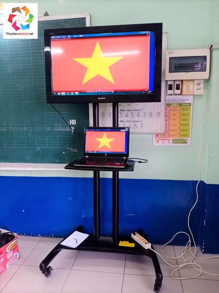 Chân đế tivi di động NB AVA1500 lớp học