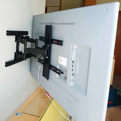 Lắp giá treo tivi P6 tại TPHCM công trình thực tế