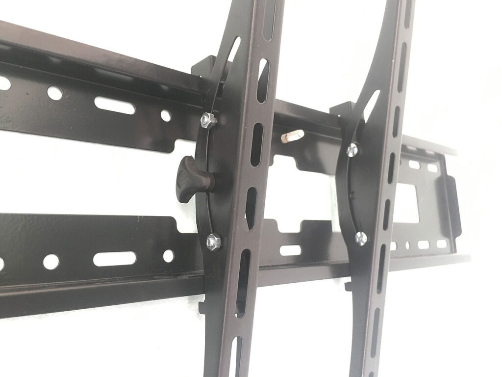 Khung treo tivi nghiêng M65N điều chỉnh góc 15 độ